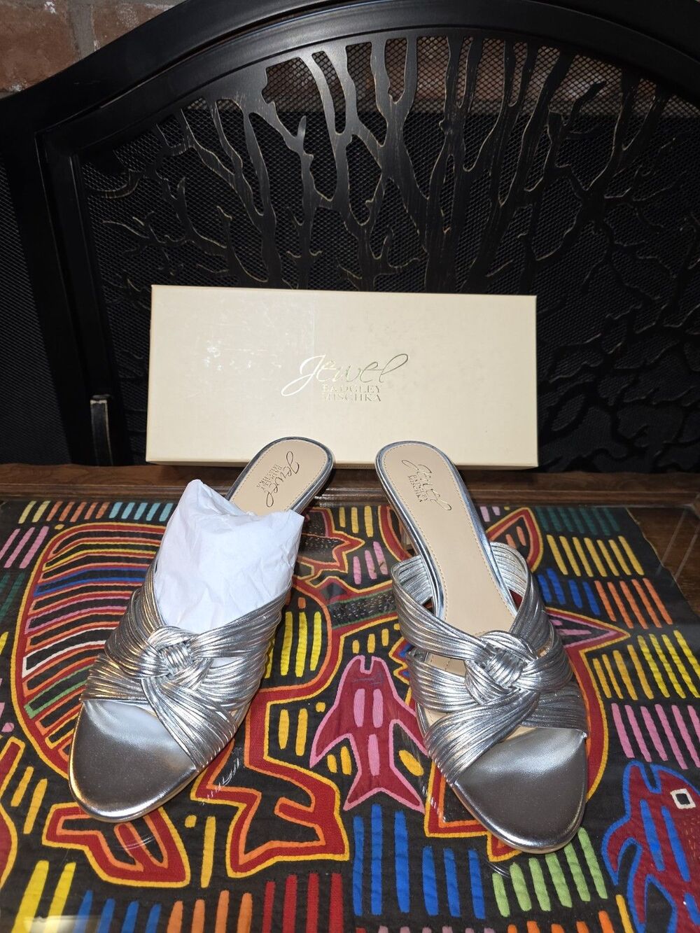 Jewel Badgley Mischka Mia Twisted Leather Silver Mule Heels Size 9 NEW In Box